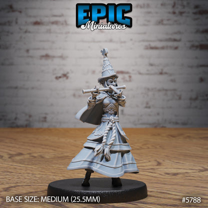 Half-Elf Bard - Performer / Half-Elf Female - Miniatures
