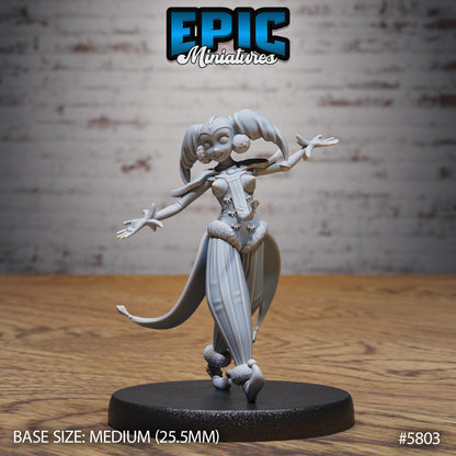 Jester Girl - Trickster / Chaotic Entertainer - Miniatures