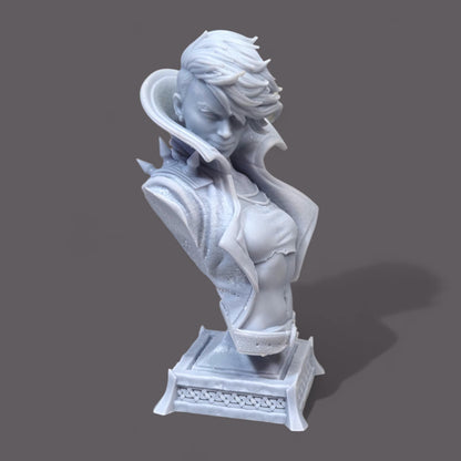 Black Lotus Katerina – Fantasy Rogue Miniature & Bust