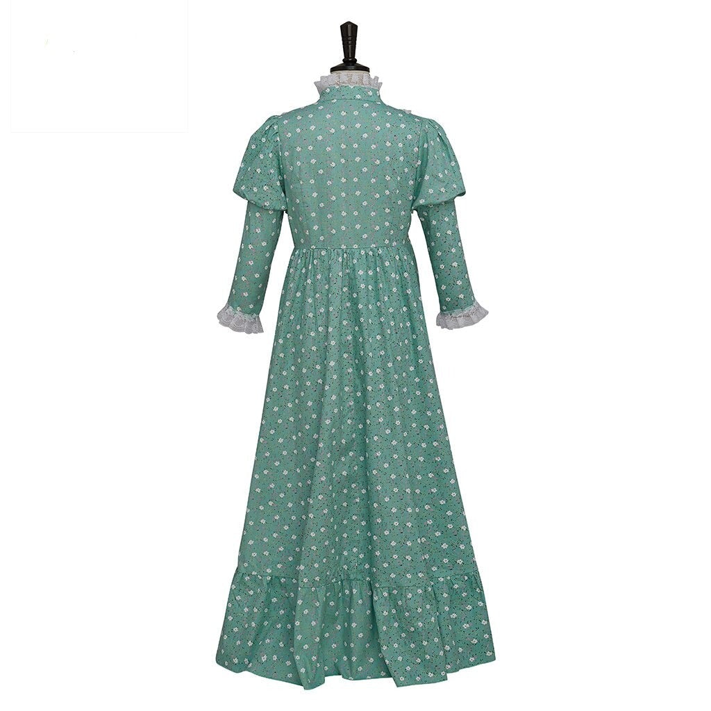 Regan from The Exorcist Cosplay Costume