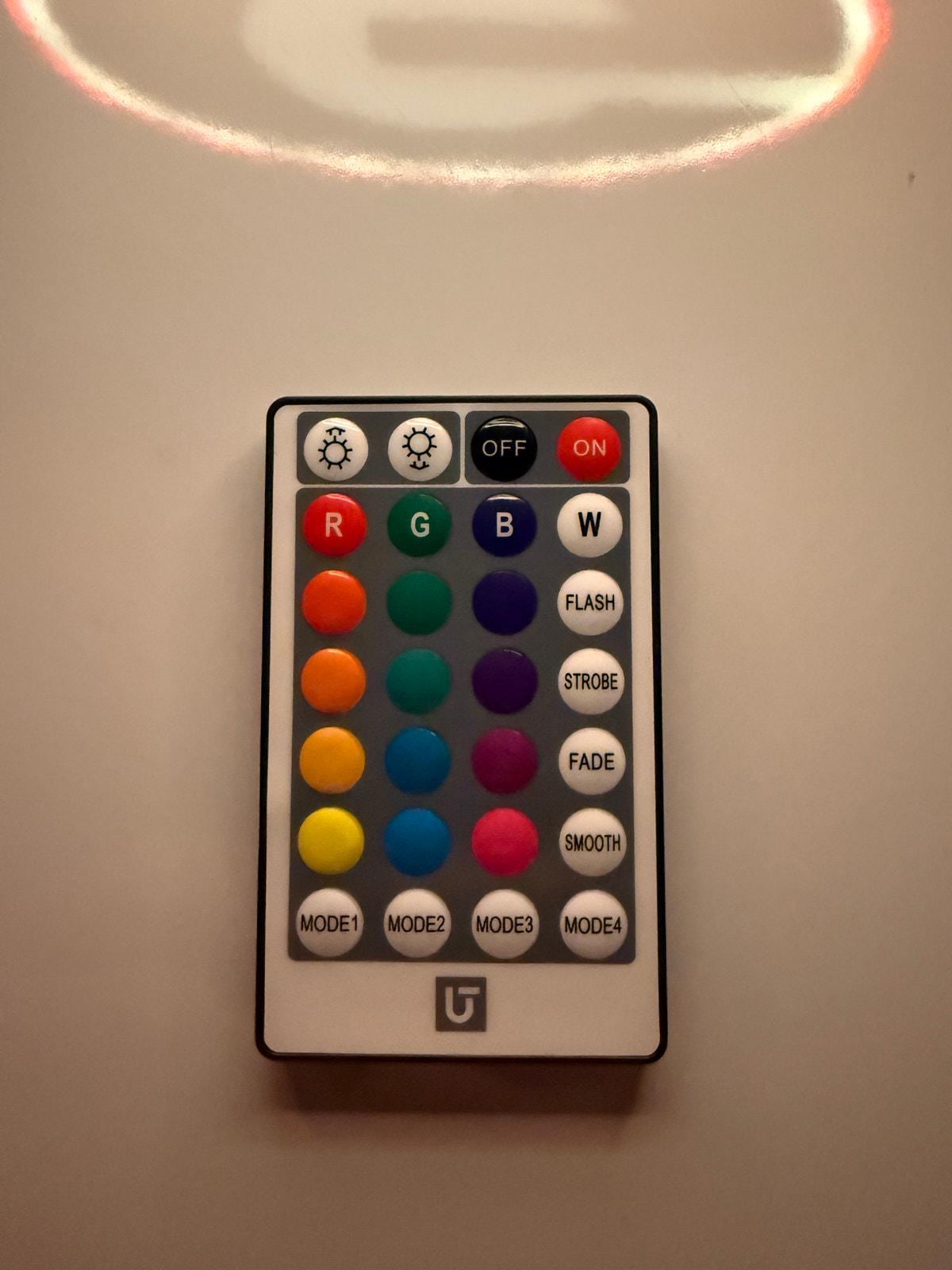 UGA Georgia Bulldogs Multicolored LED Light Box with Color and Effects Remote and Stand